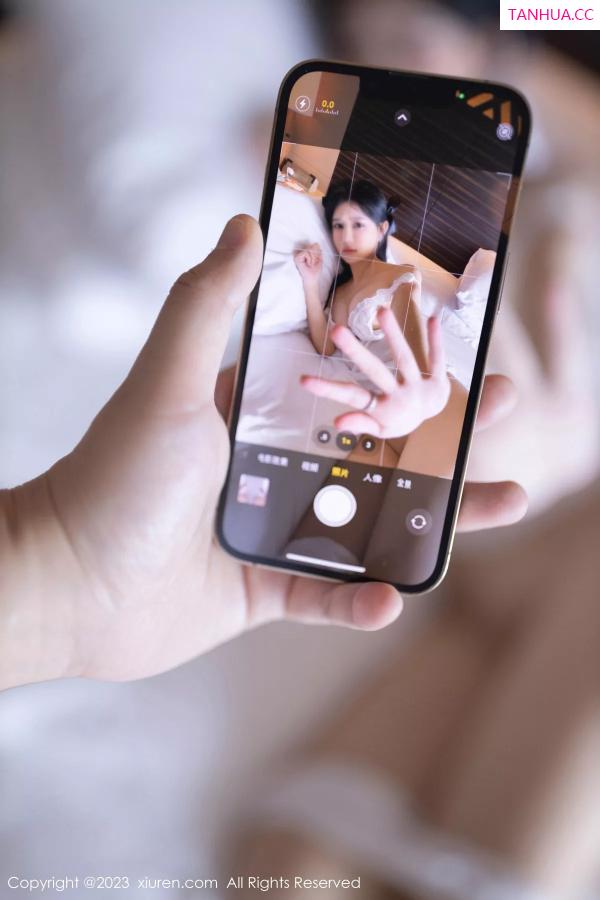   [XiuRen]高清写真图 2023.12.08 No.7789 幼幼 丝袜美腿第69张图片